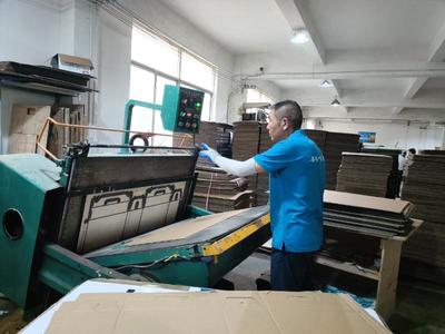 太湖金融精準紓困 助力紙制品銷售企業破局前行，邁向高質量發展